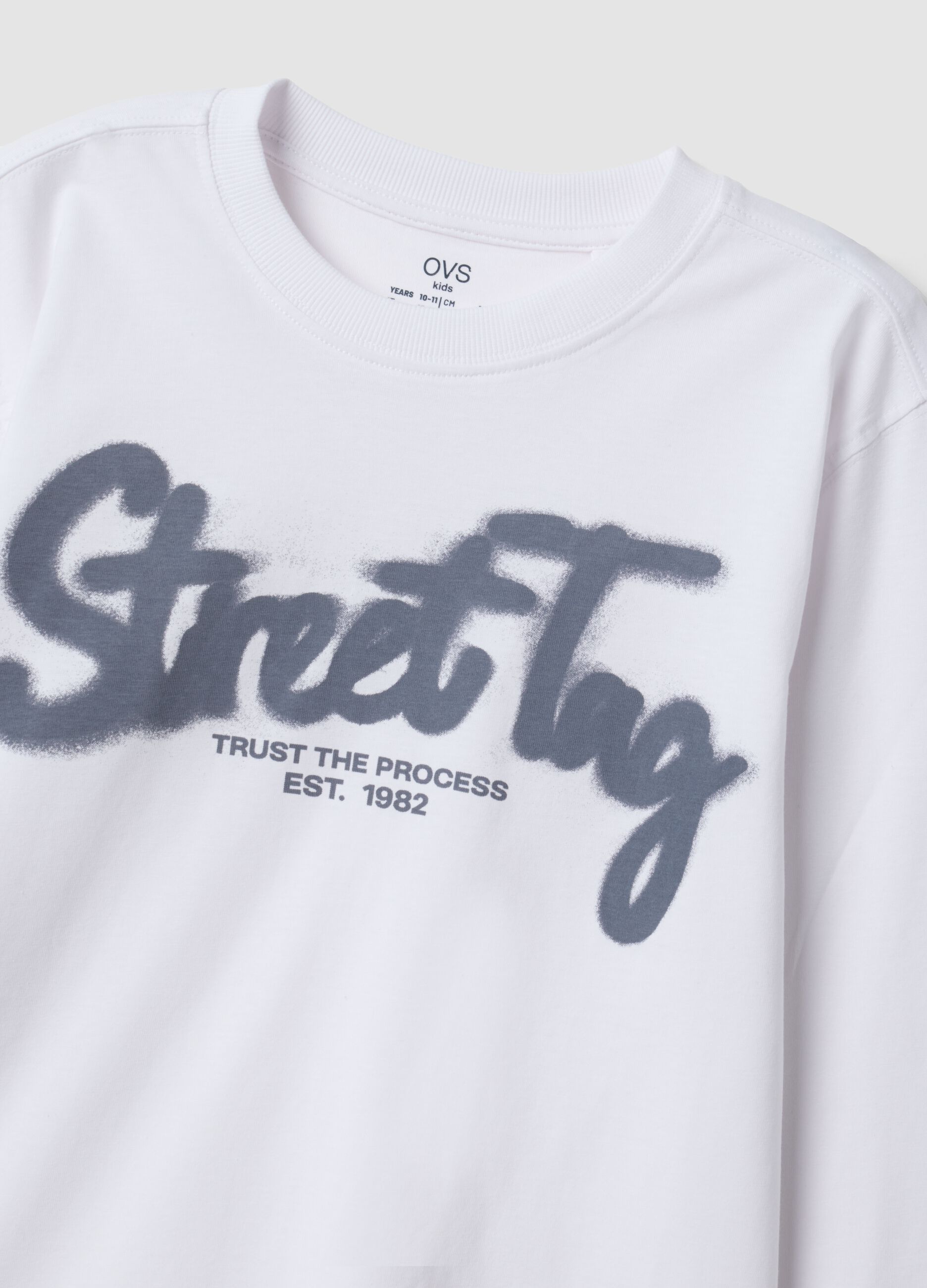White organic cotton T-shirt with &ldquo;Street Tag&rdquo; print for boys