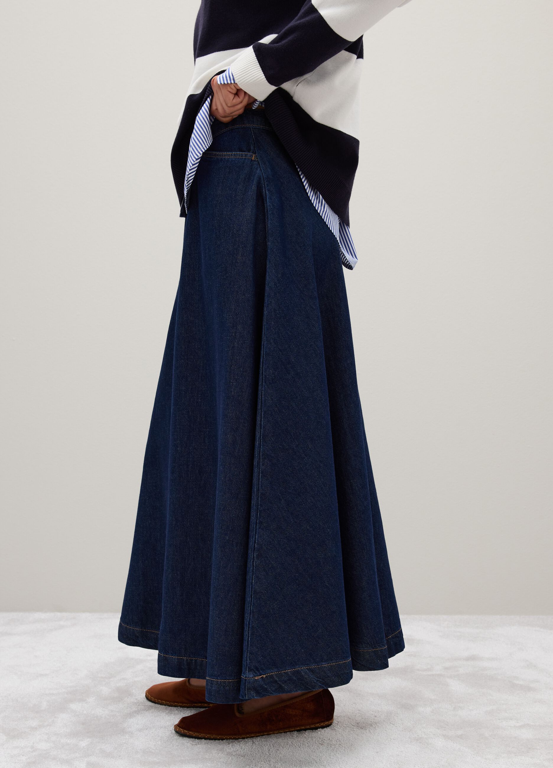 Long denim skirt in blue