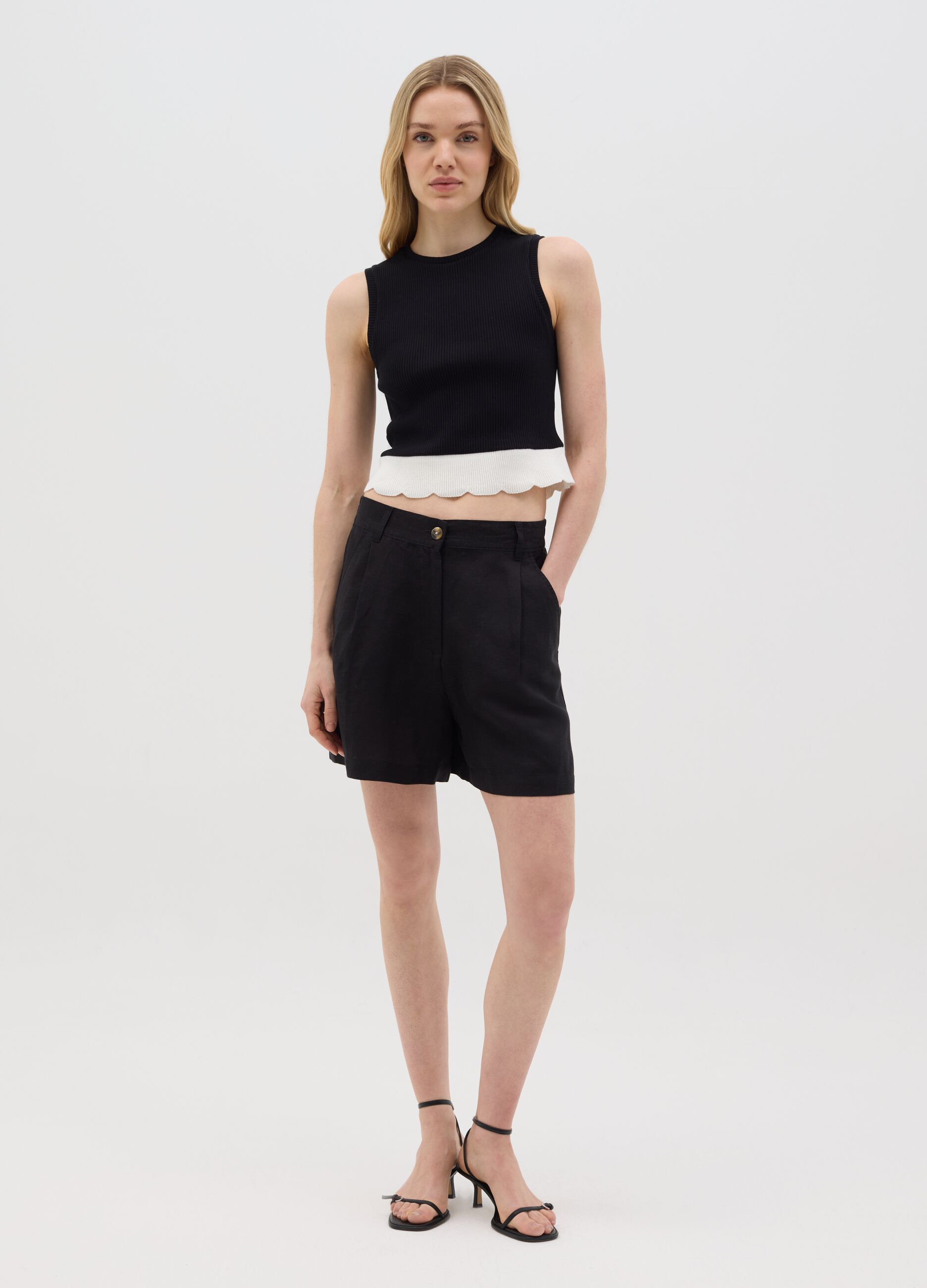 Black Sleeveless Ovs Top in Stretch Cotton