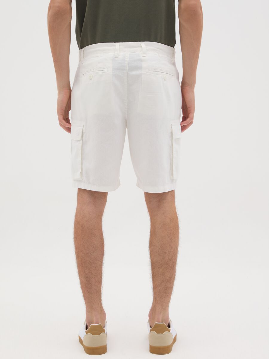 Men's white linen blend regular fit cargo shorts_3