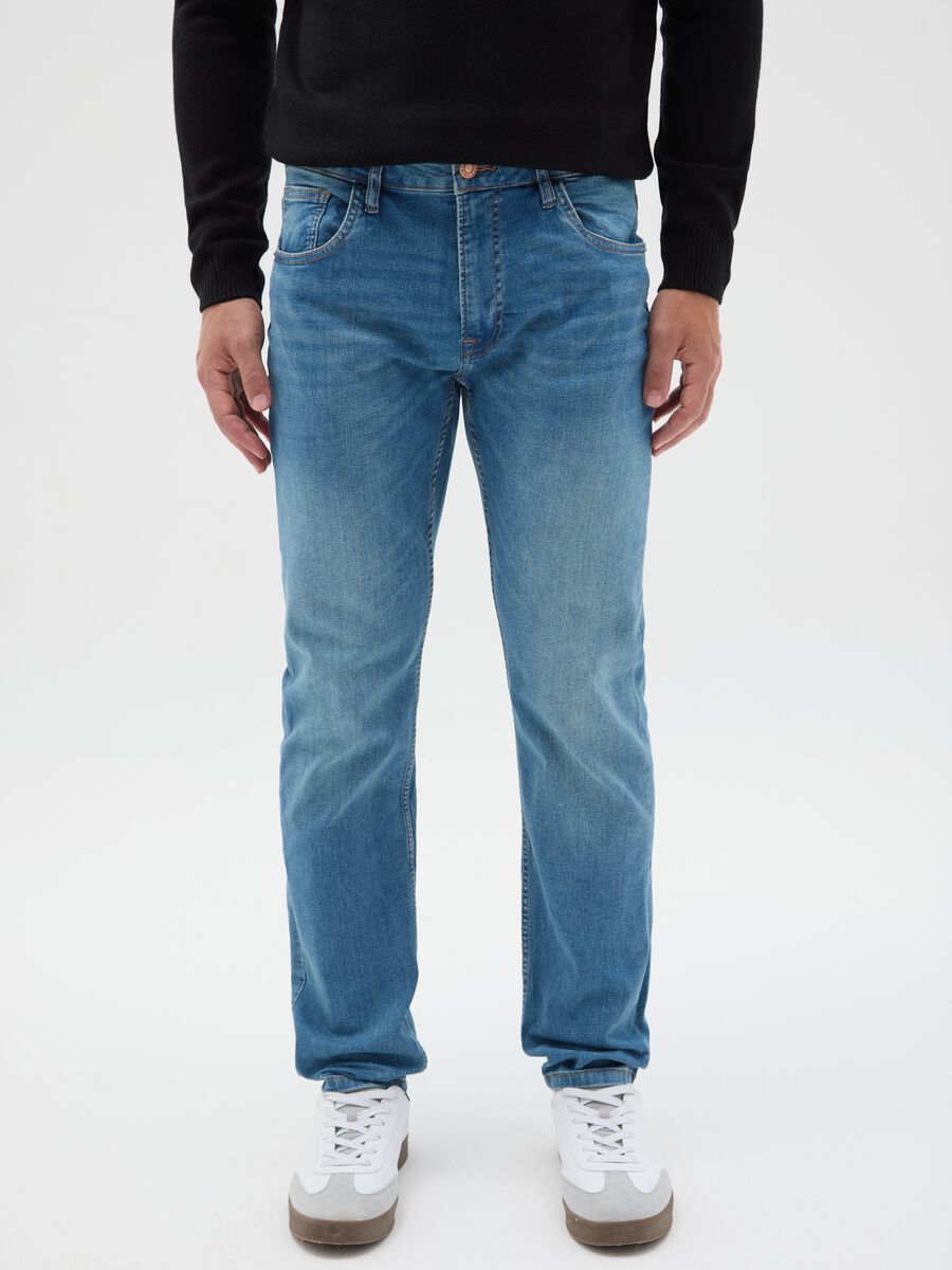 Jeans azzurri in denim slim fit_1