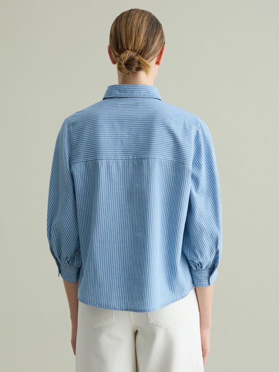 Striped fluid shirt with three-quarter sleeves_3