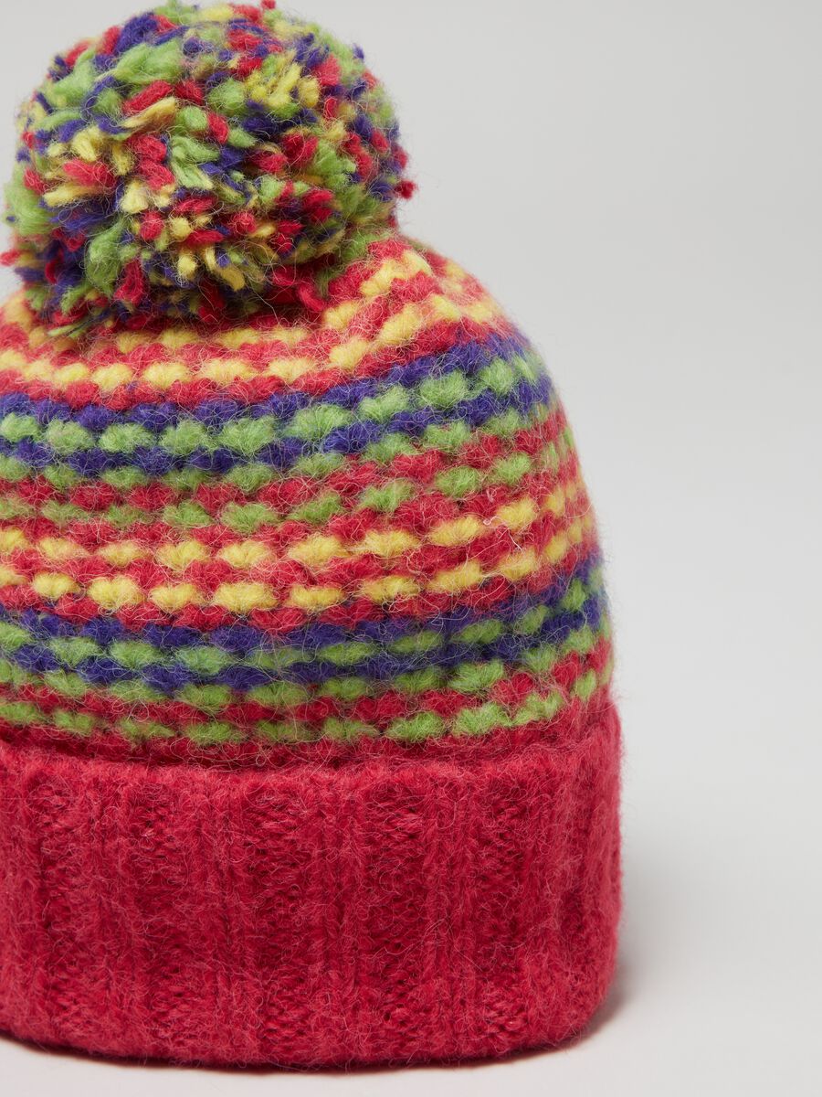 Berretto multicolore con pon pon_2