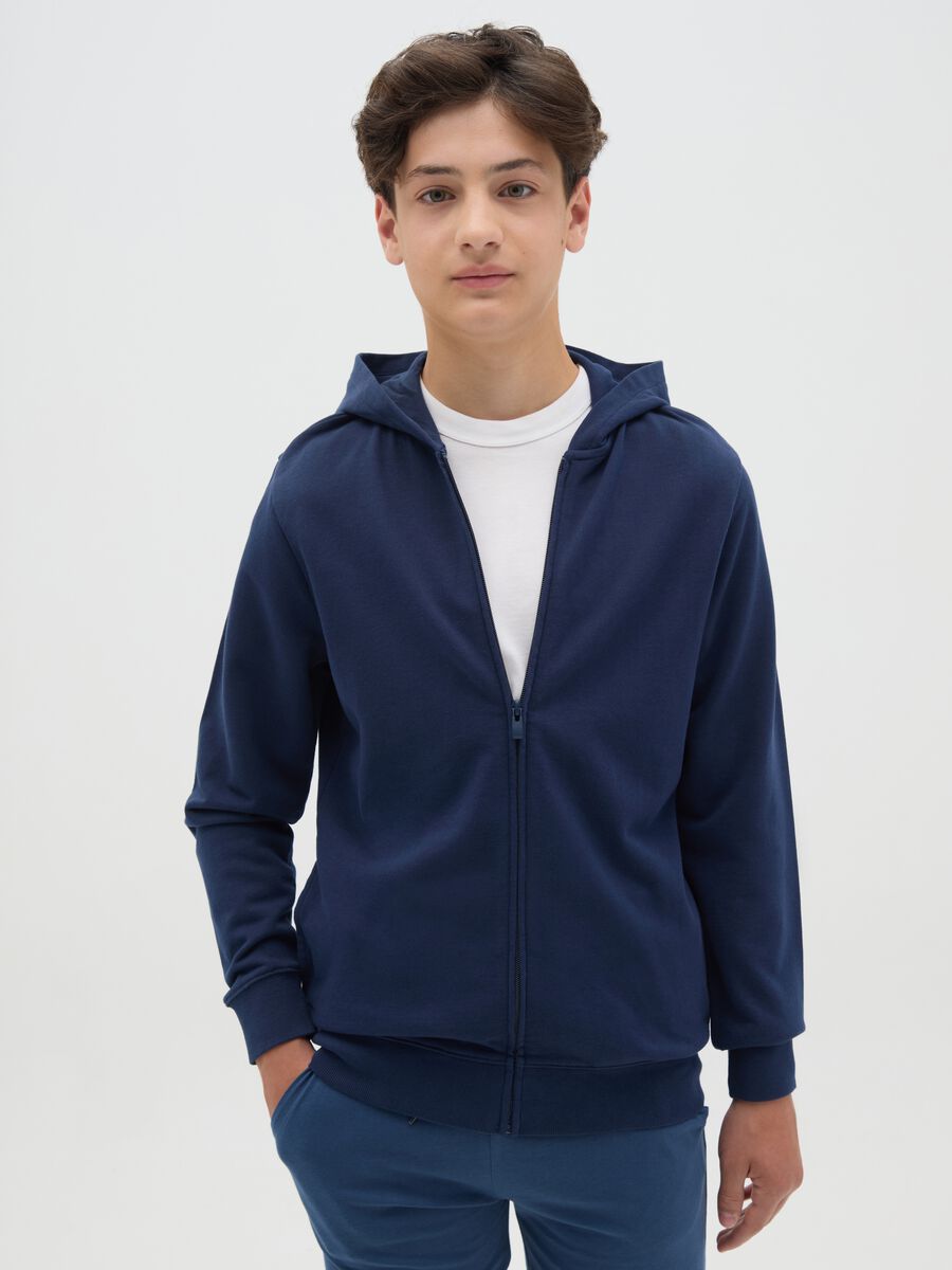 Essential full-zip sweatshirt with hood_0