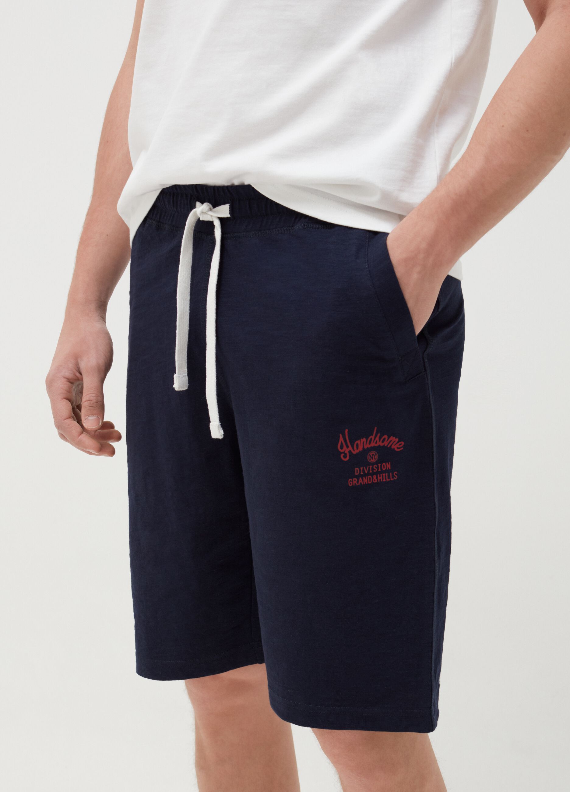 Fleece Bermuda shorts with drawstring and logo print