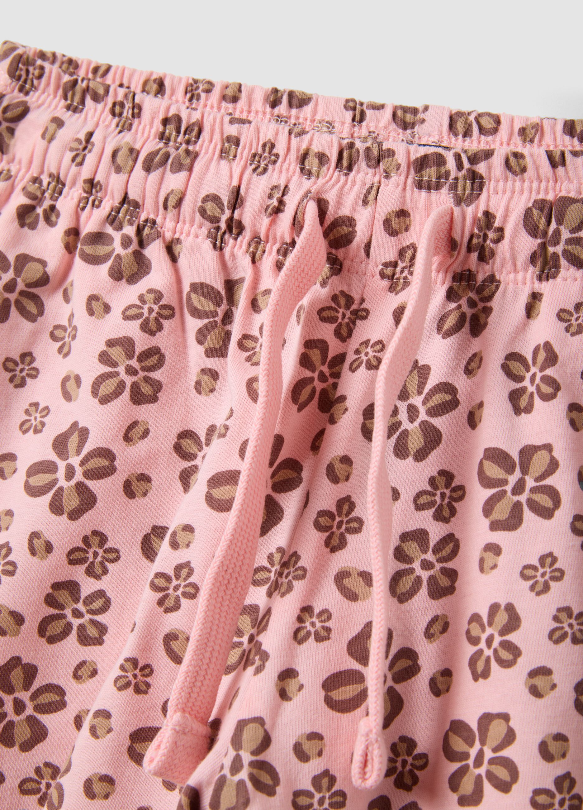 Pink pure cotton shorts with floral print