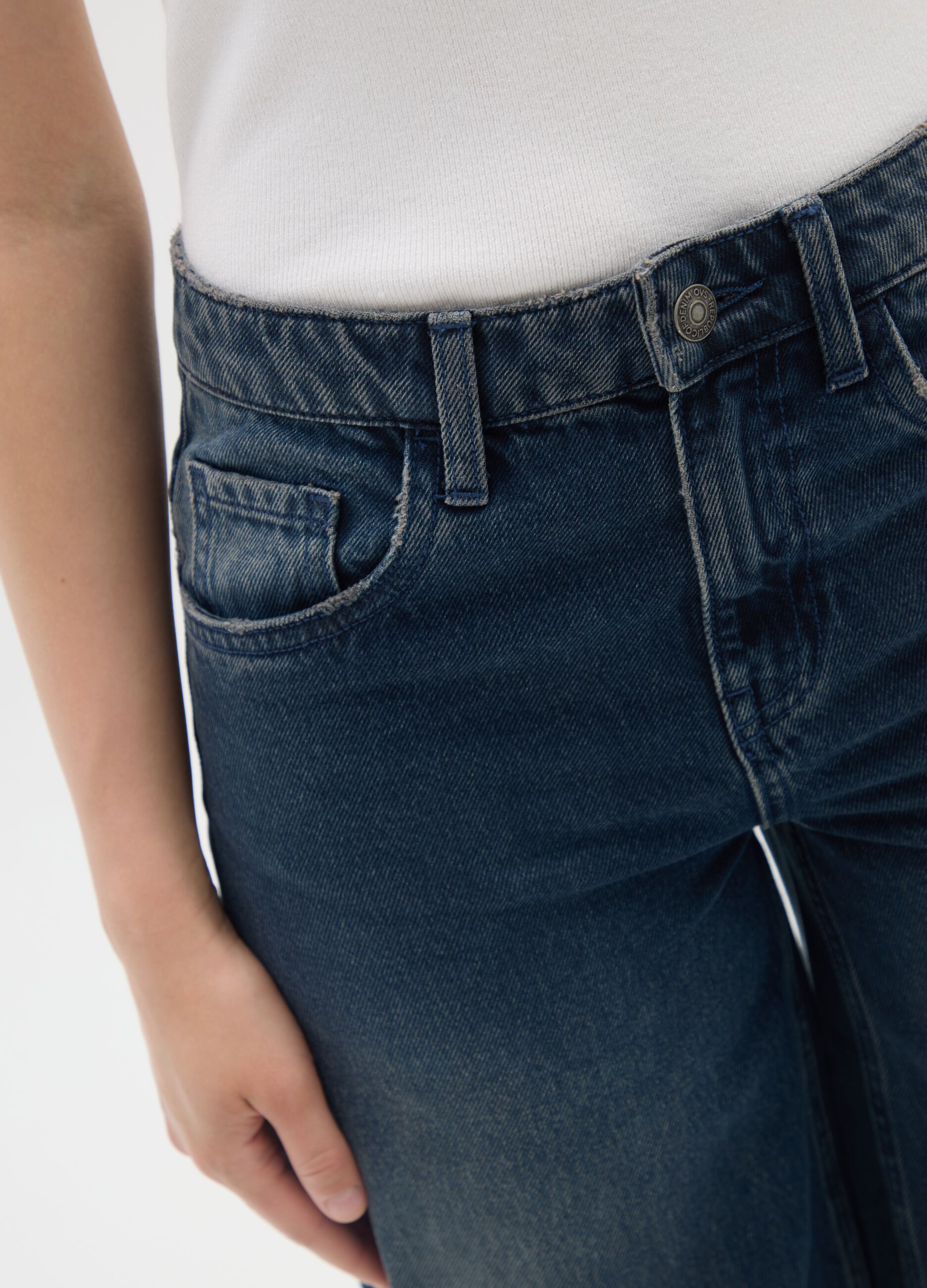 Blue wide-leg cotton jeans