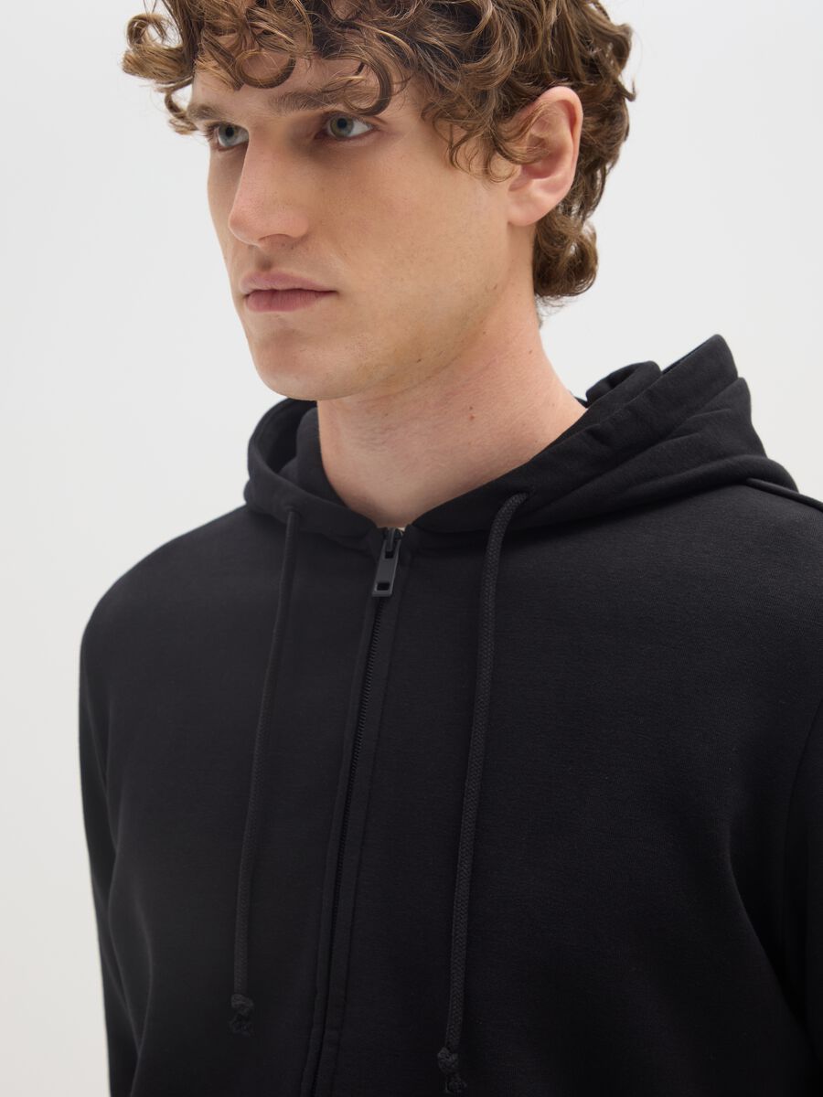 Felpa in misto cotone nero regular fit con zip_3