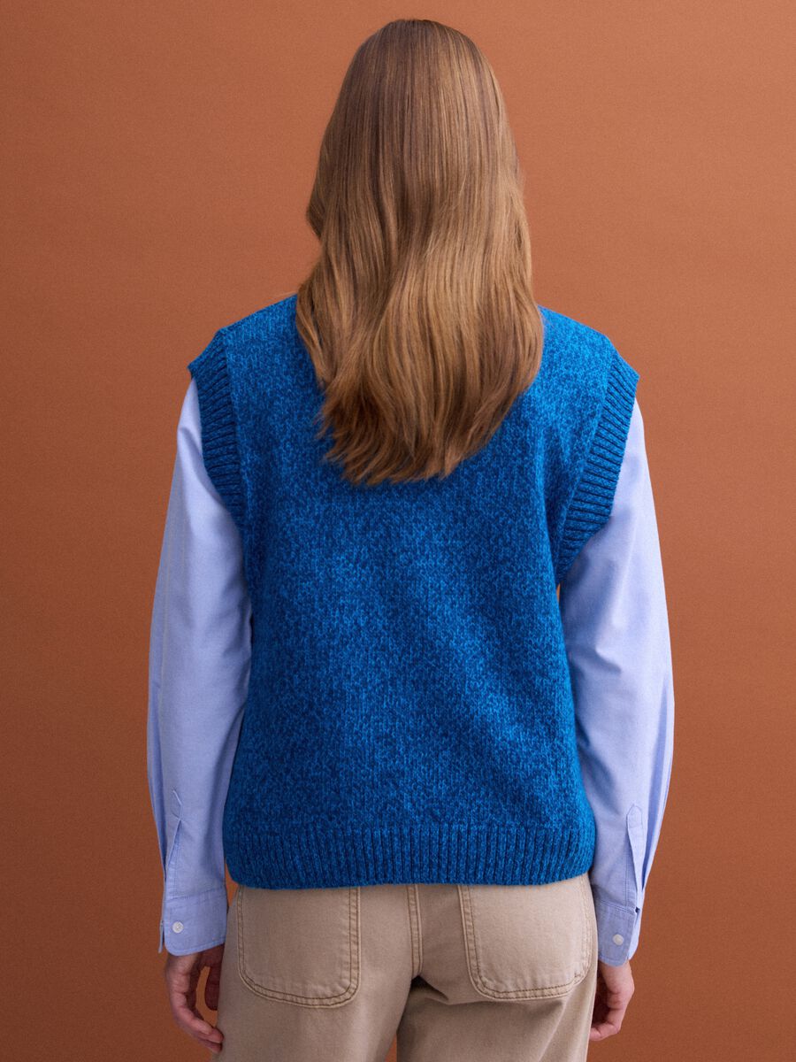 Blue wool-blend crew-neck vest with oversized fit_3
