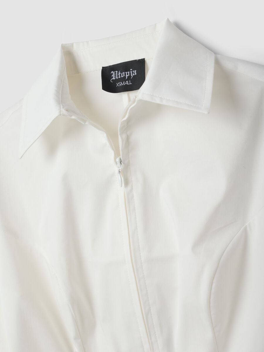 Fitted Full-Zip Shirt in White_7