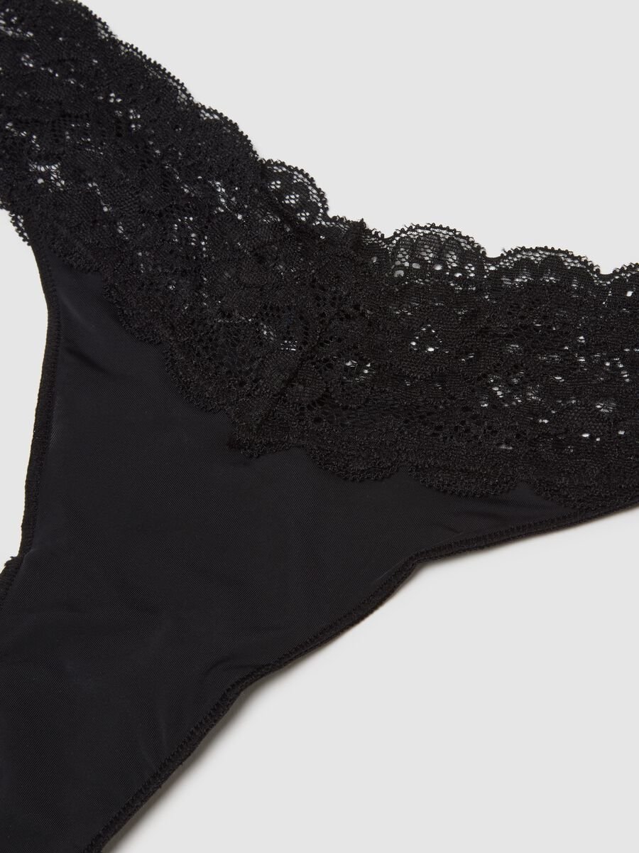 Black Lace Thong Regular Fit_5