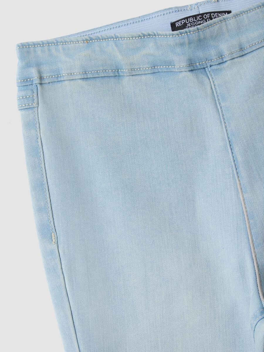 Jeggings azzurri flare in cotone e viscosa elasticizzata per ragazza_1