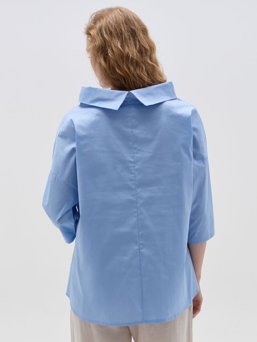 Blouse with turn-down collar_2