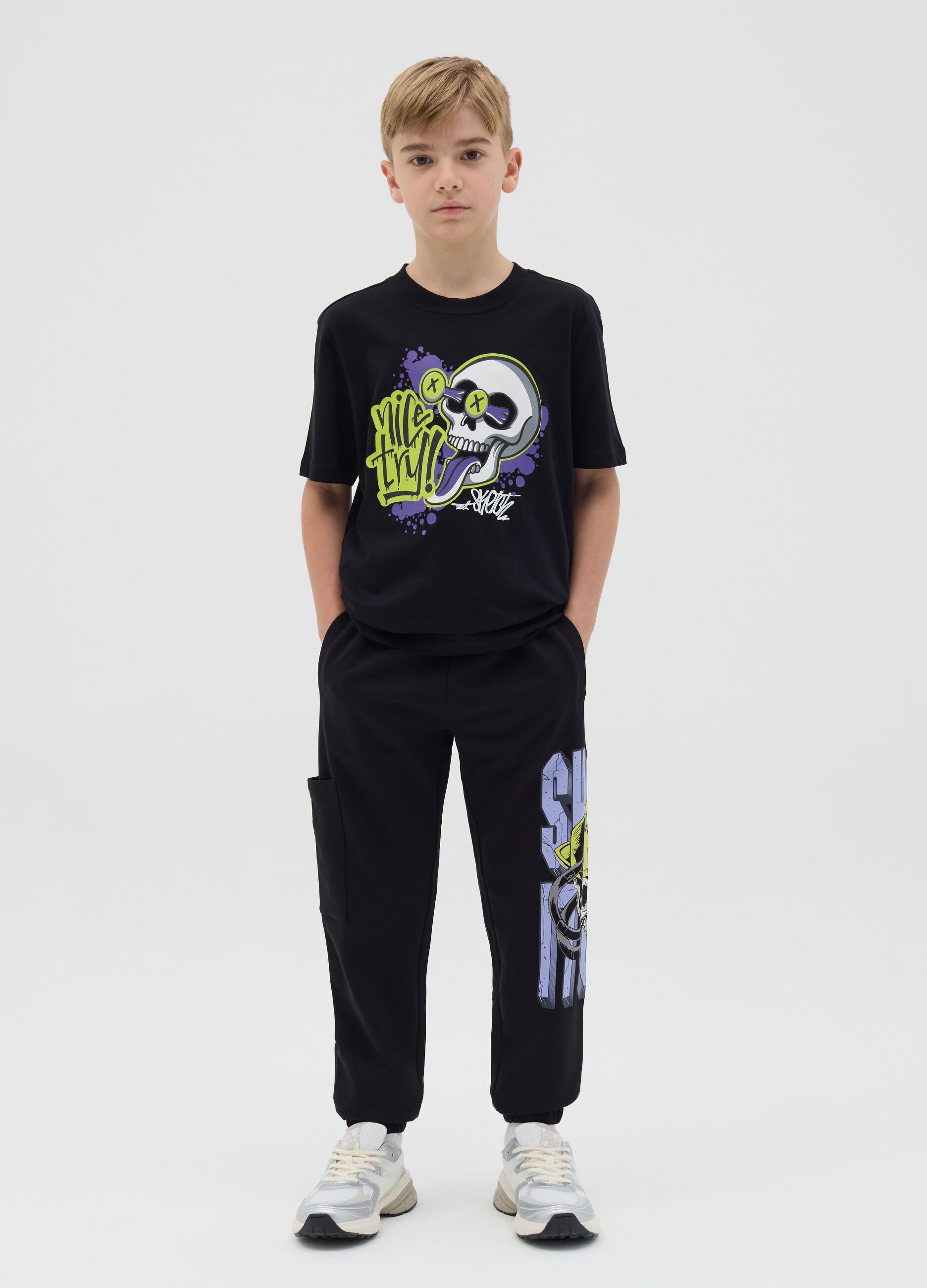 Cotton joggers with drawstring and print