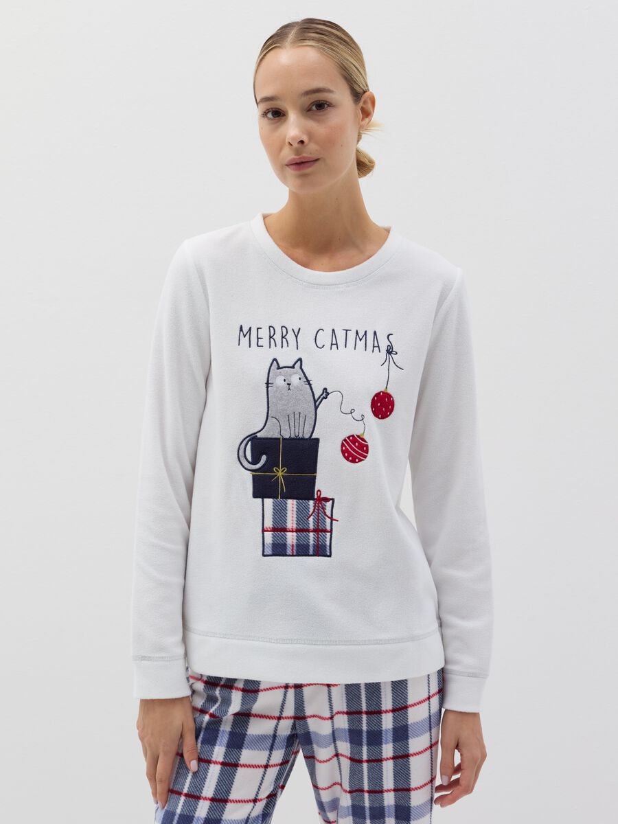 Velour pyjamas with "Merry Catmas" embroidery_1