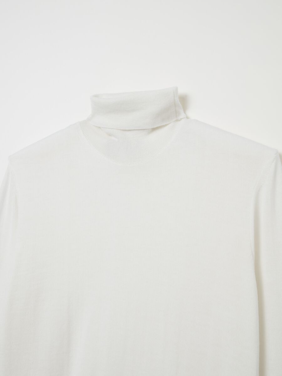Turtle-neck Merino wool pullover_5