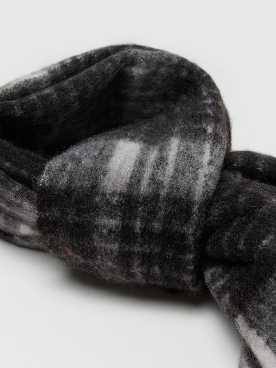 Multicoloured Checked Scarf with Fringes_1