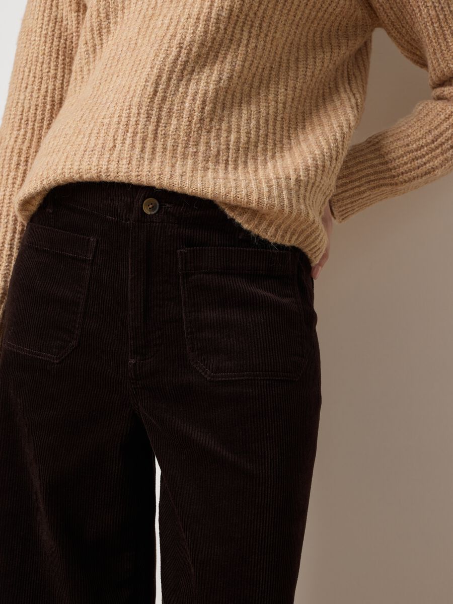 Brown trousers in stretch velvet cotton regular fit_3