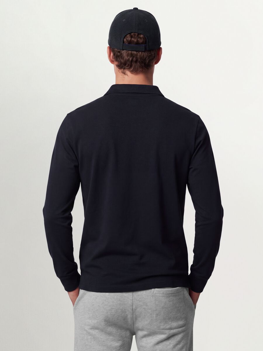Polo blu in piquet di puro cotone organico a maniche lunghe regular fit_3