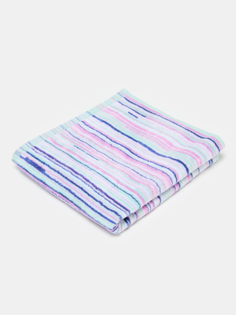 Face towel with striped pattern_0