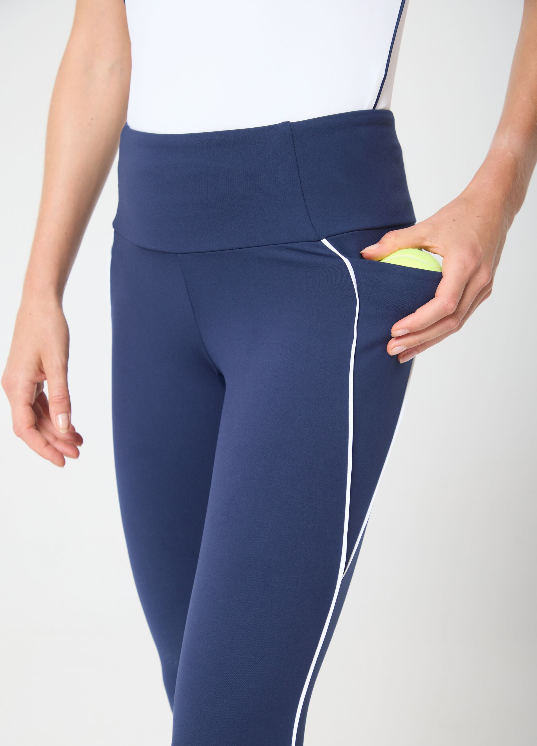 Breathable technical fabric leggings with side pockets and contrasting trim ALTAVIA COURT