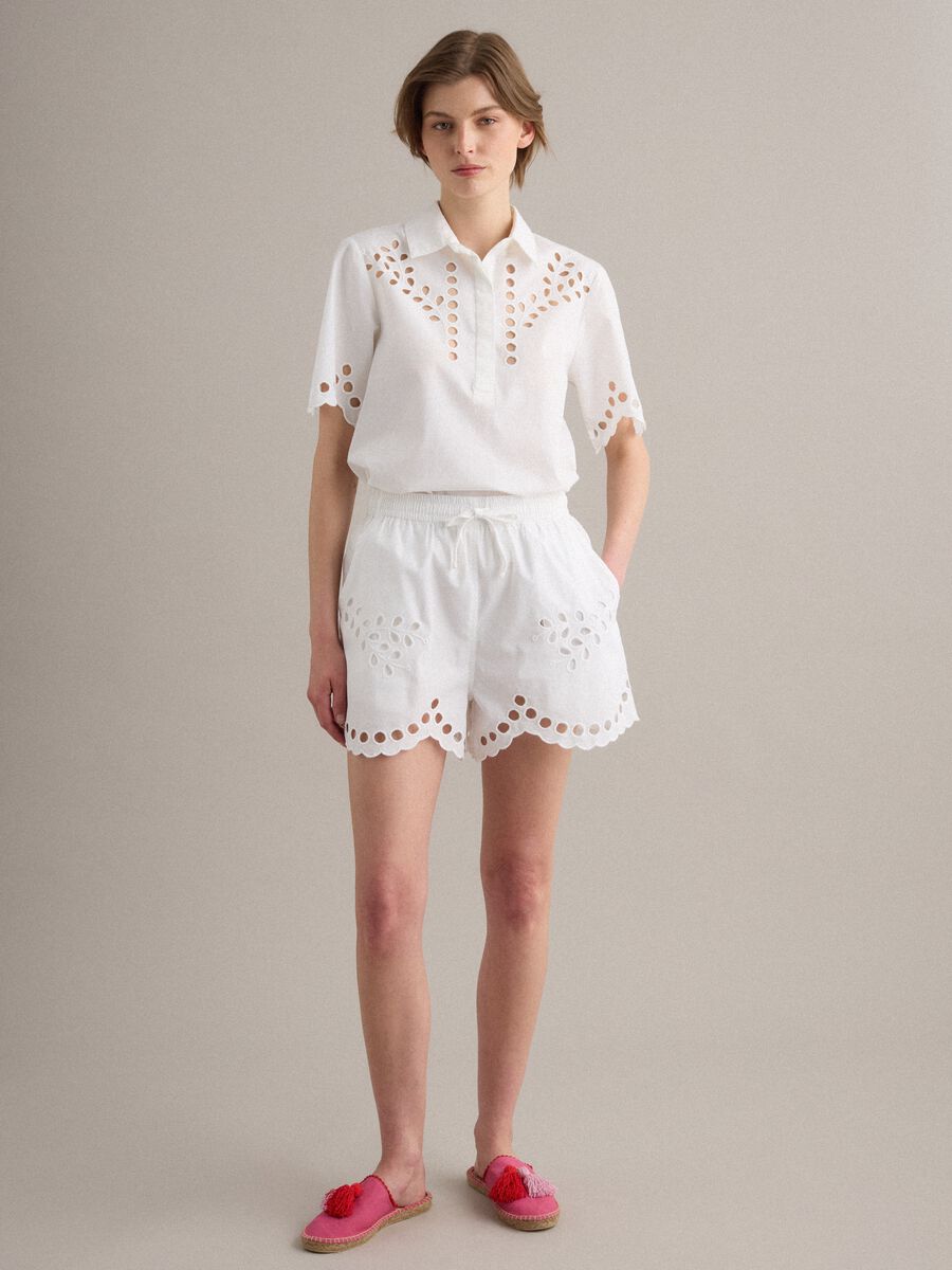 Shorts bianchi in puro cotone con vita elasticizzata_0