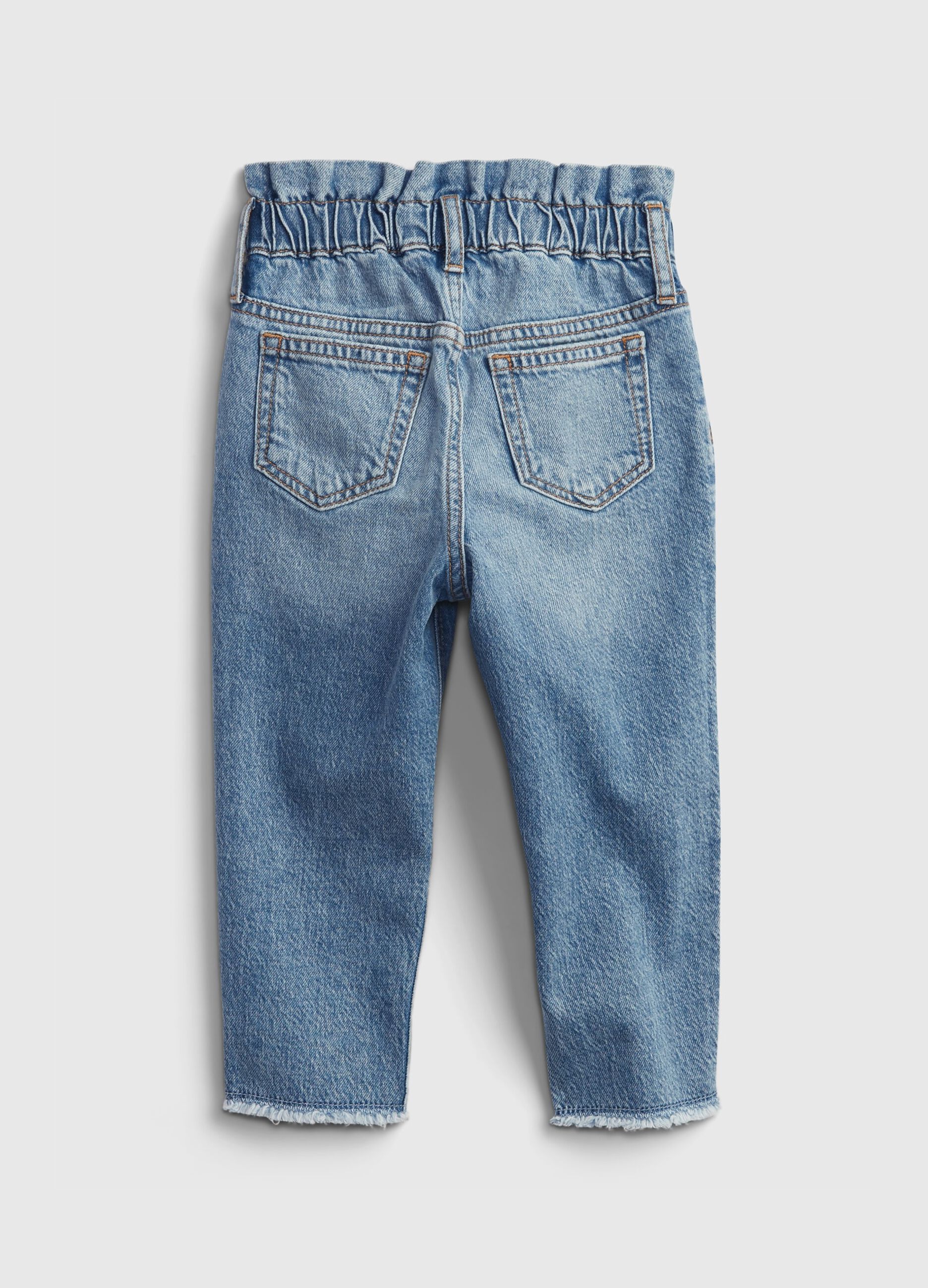 Mum-fit jeans with ruffles