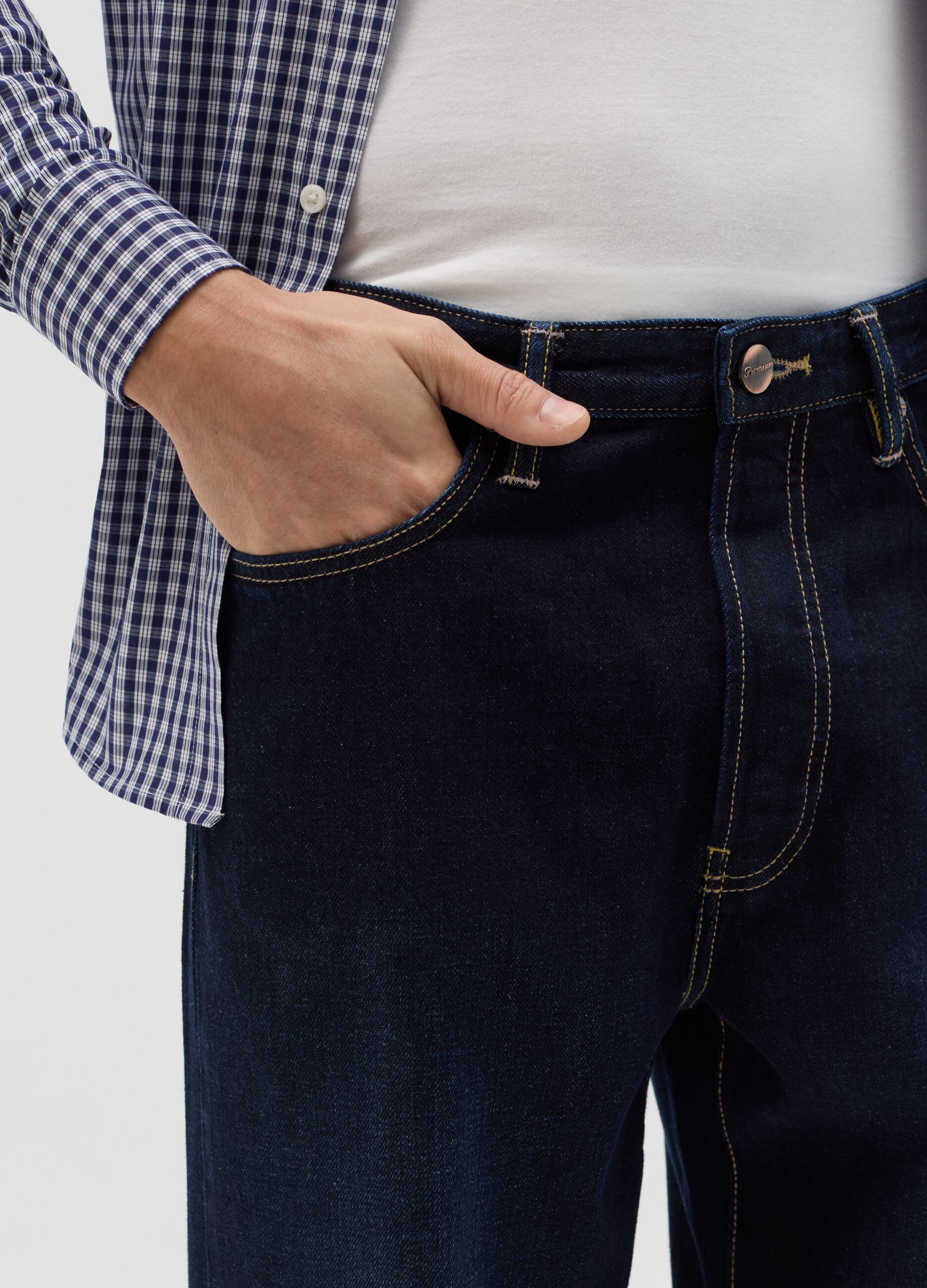 Regular blue tapered-fit jeans
