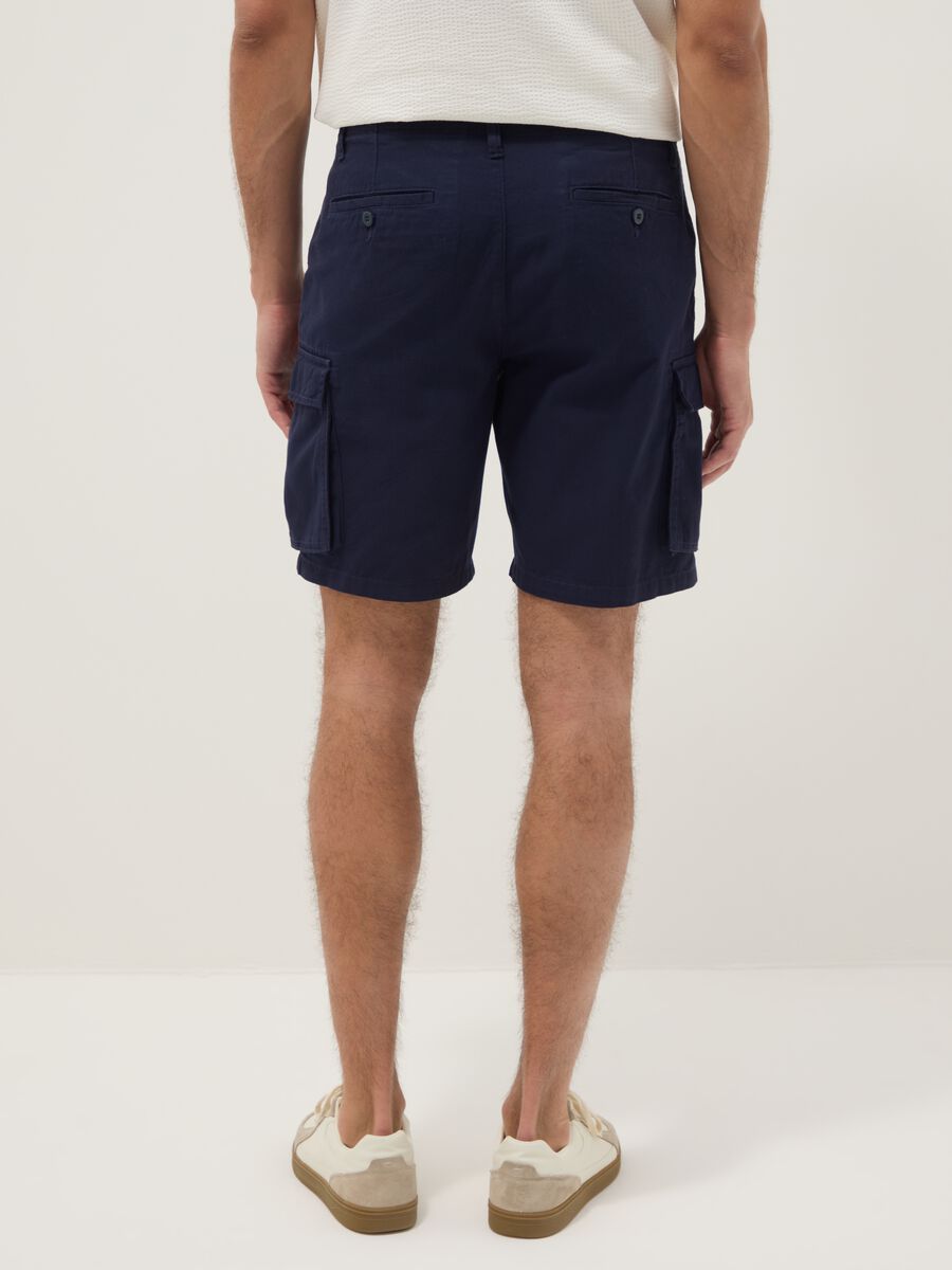 Blue pure cotton regular-fit cargo shorts_2