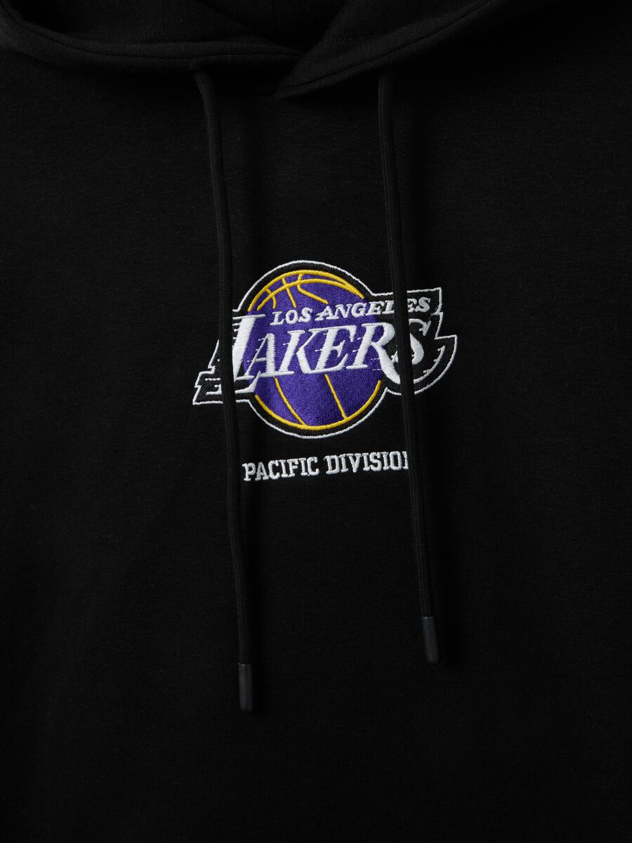 Black Hooded Sweatshirt with Los Angeles Lakers Logo_1
