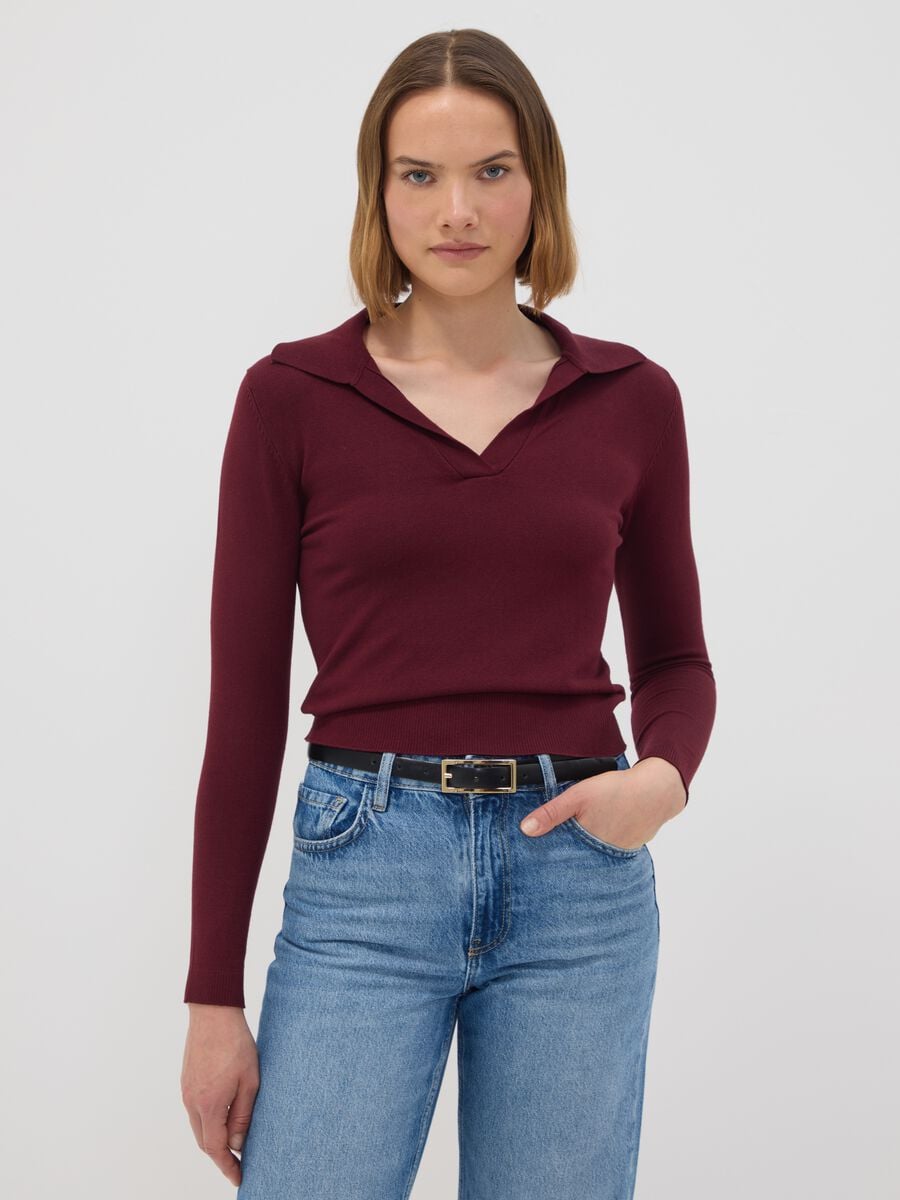 Maglia rossa in misto viscosa con colletto polo regular fit_1