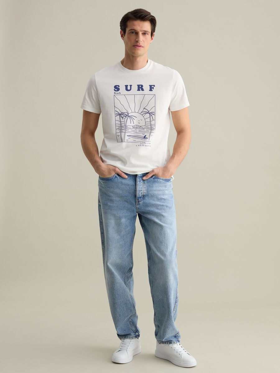 White T-shirt with California surf graphic print_1