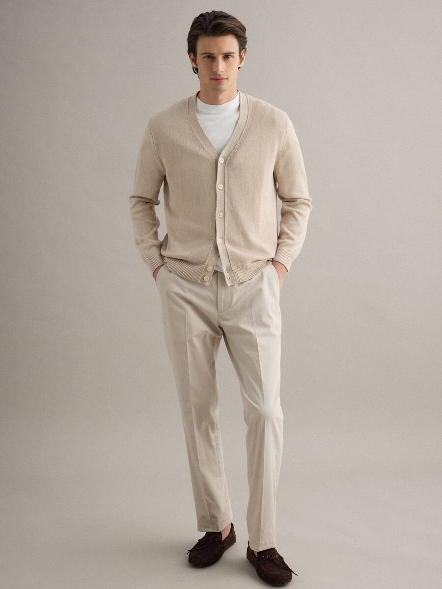 Cardigan in misto cotone e lino beige deep V regular fit_2