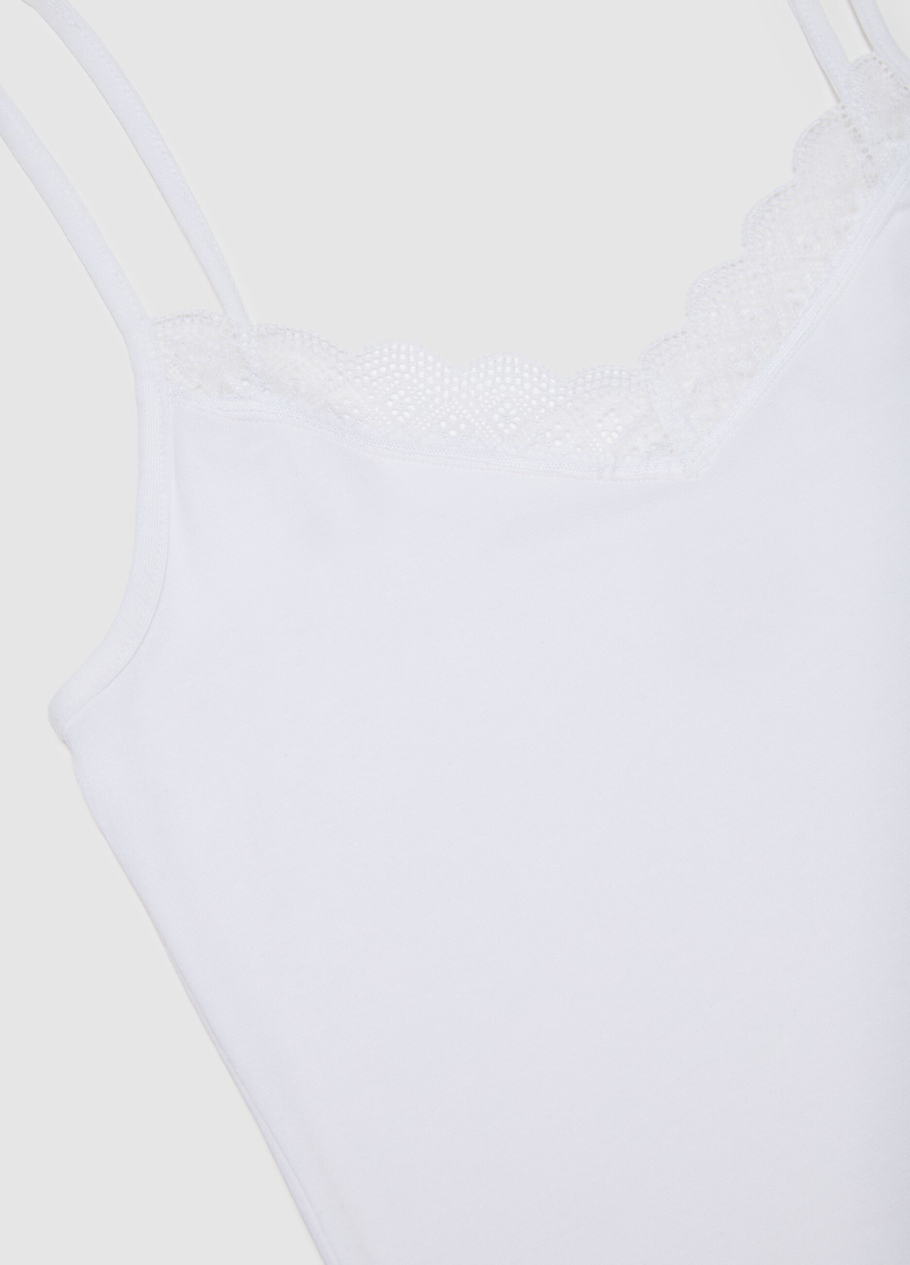 White regular-fit viscose blend vest