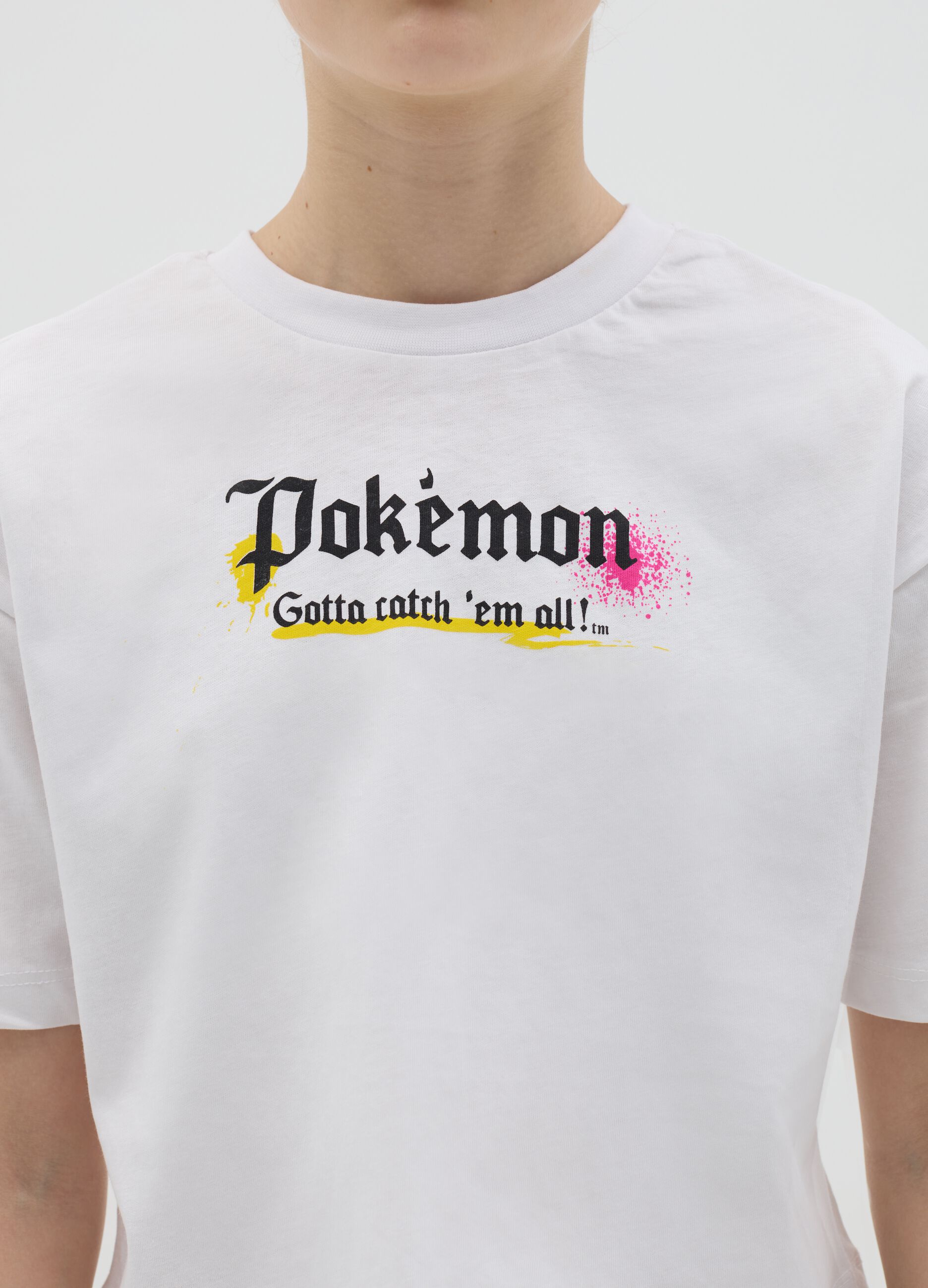 Over-fit T-shirt with Pokémon print
