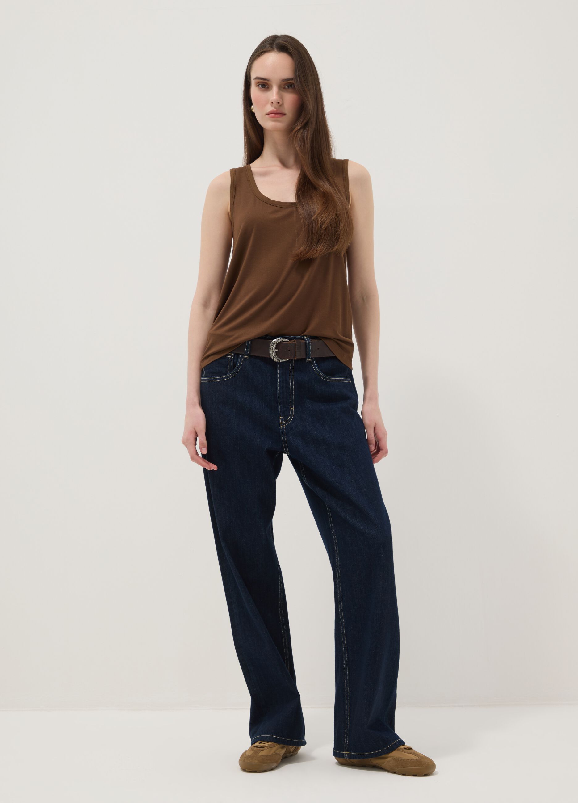 Brown stretch viscose tank top, regular fit