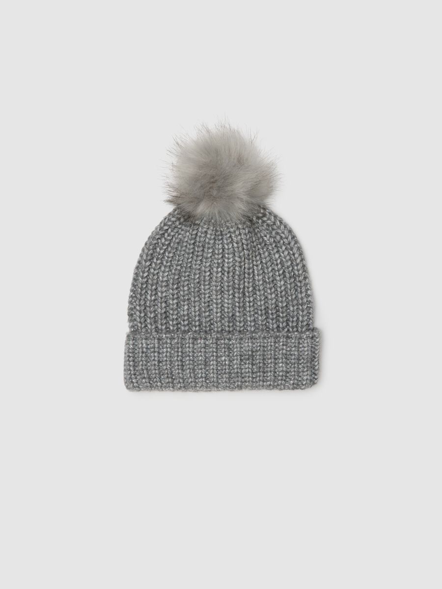 Grey hat with pompom in jersey knit_0