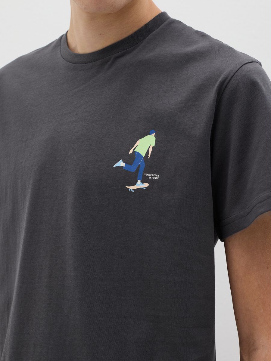 Black T-shirt with Venice Beach print_2