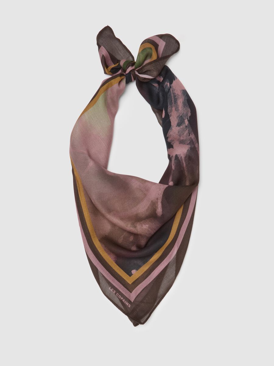 Multicolour Scarf with Floral Details_0