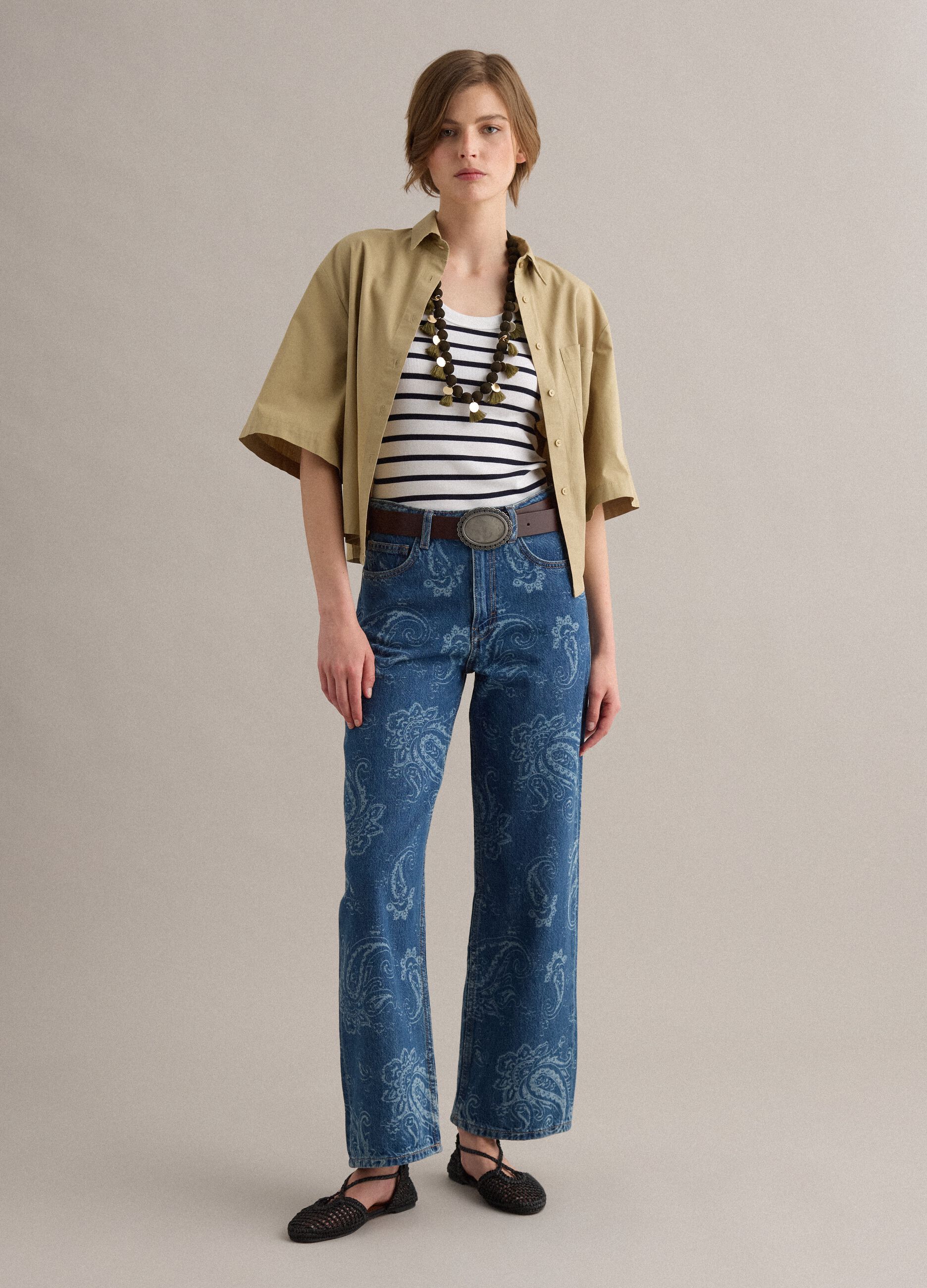 Camicia beige in puro cotone con taschino over fit