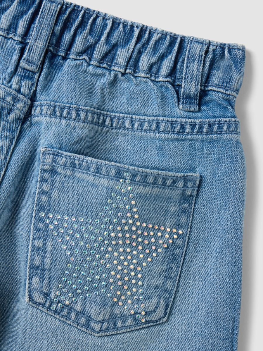 Girls&rsquo; blue denim shorts in 100% cotton, regular fit, with star detail_3