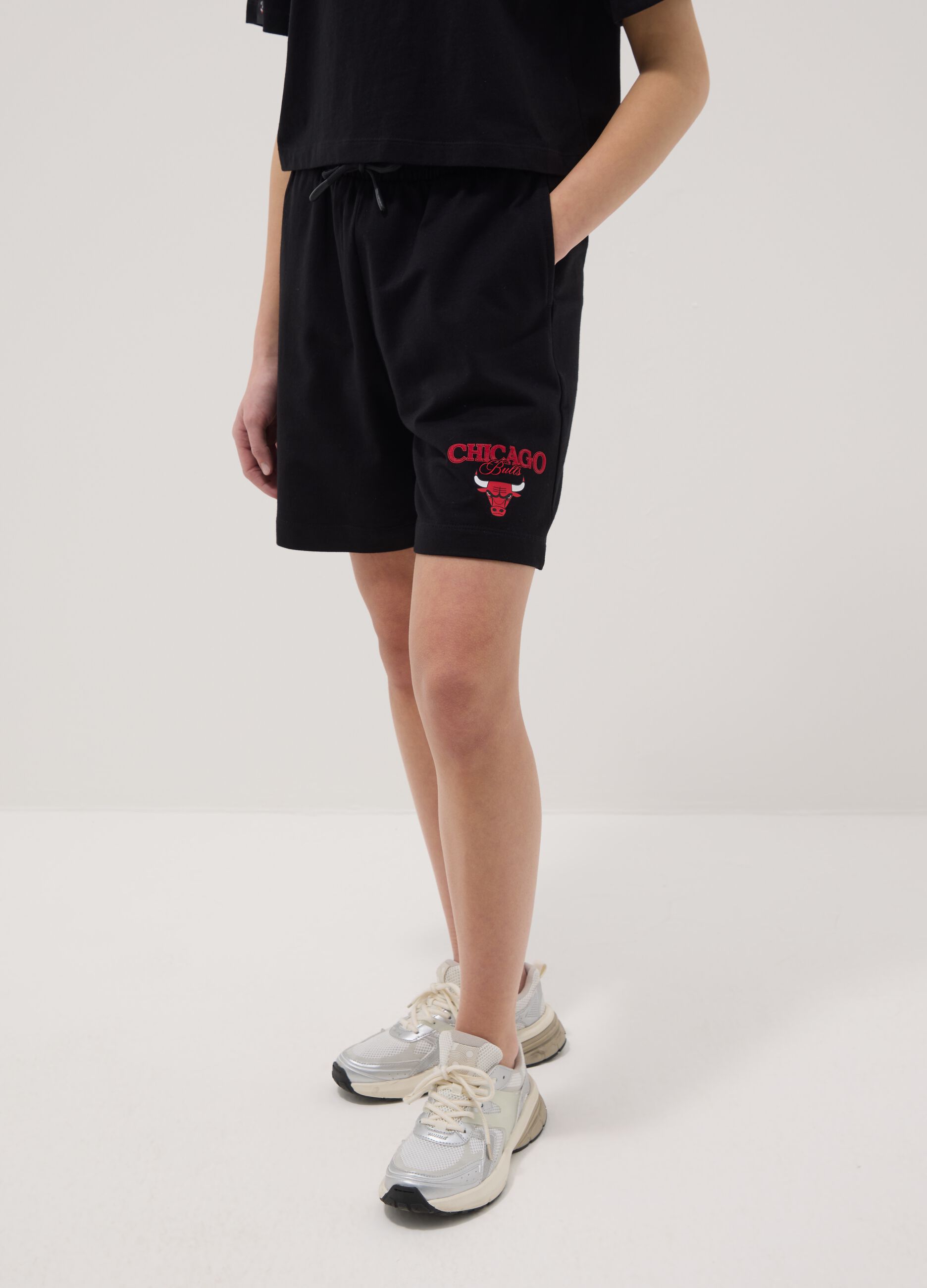 Girls&rsquo; pure cotton black relaxed fit shorts Chicago Bulls
