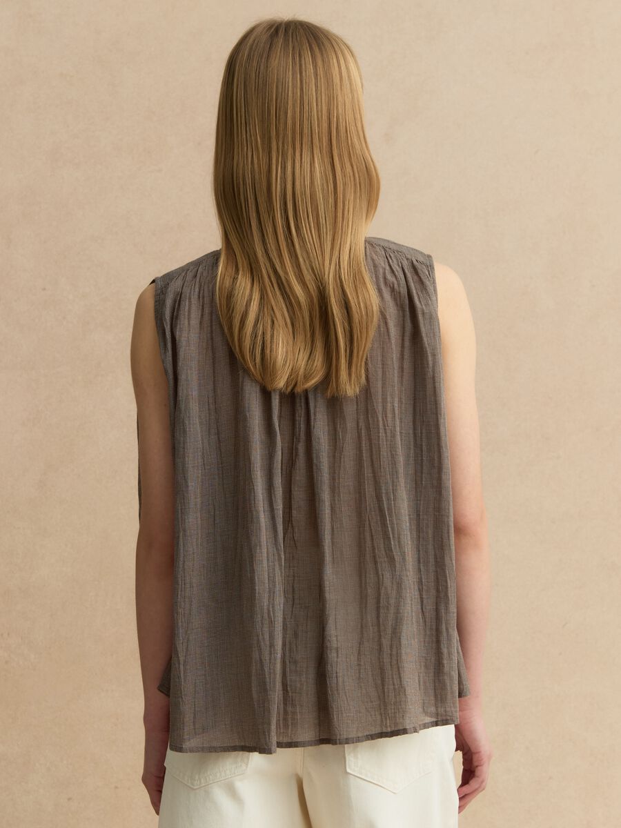 Blusa senza maniche in puro cotone marrone regular fit_3