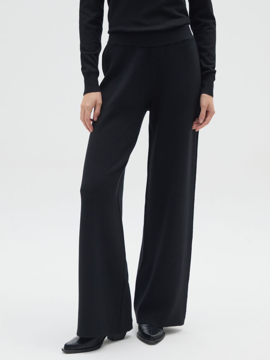 Pantaloni a palazzo neri regular fit_1