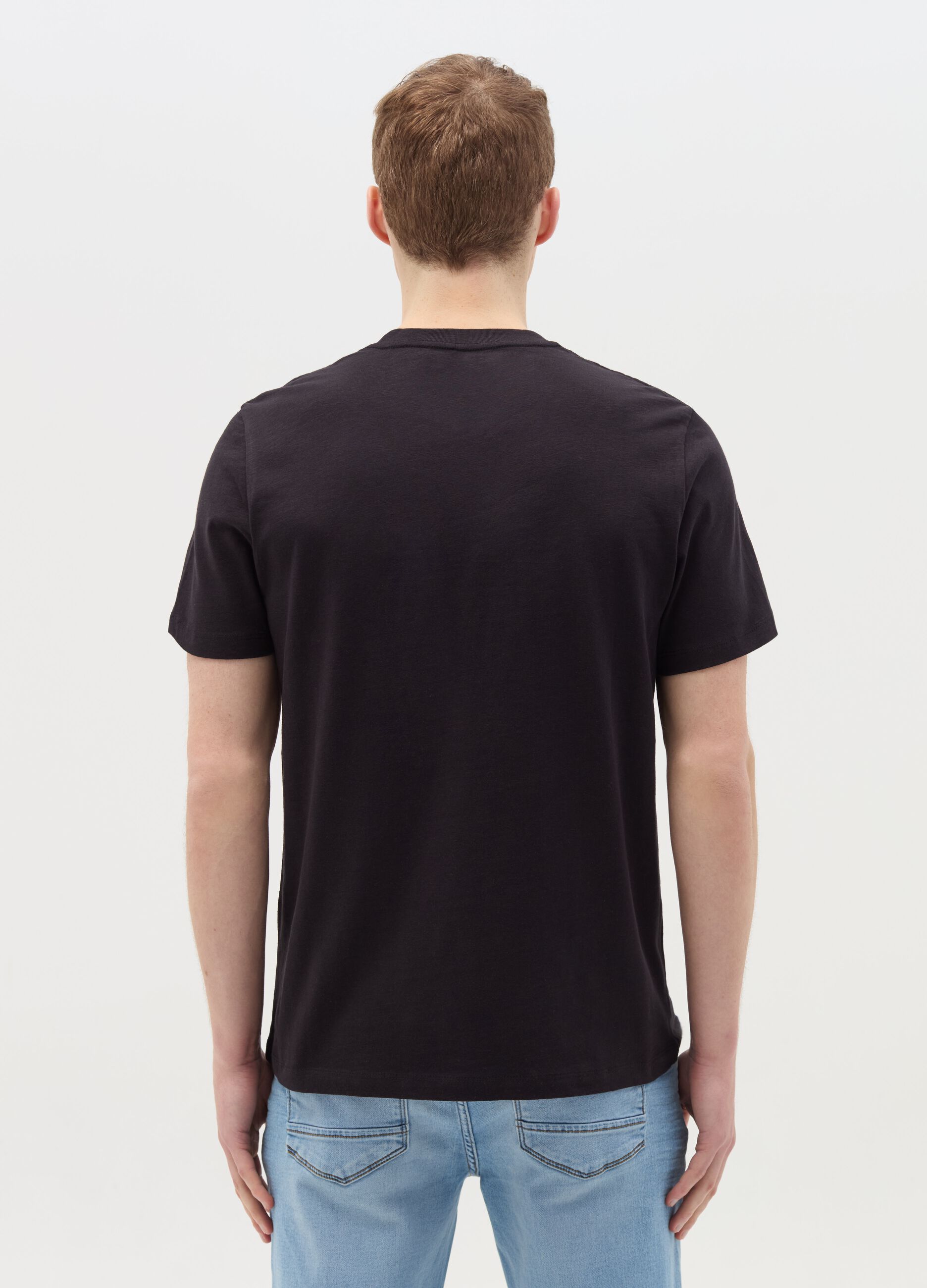 T-shirt in slub cotton with round neck