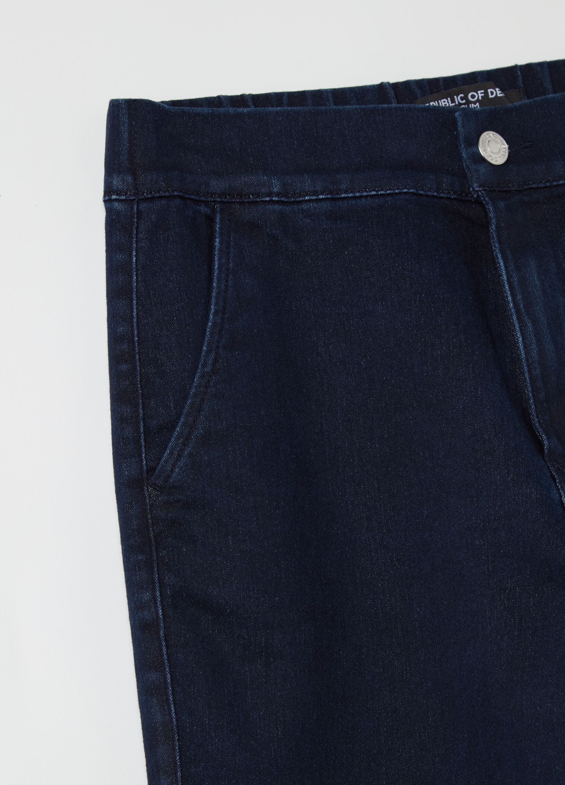 Jeans chino a vita alta