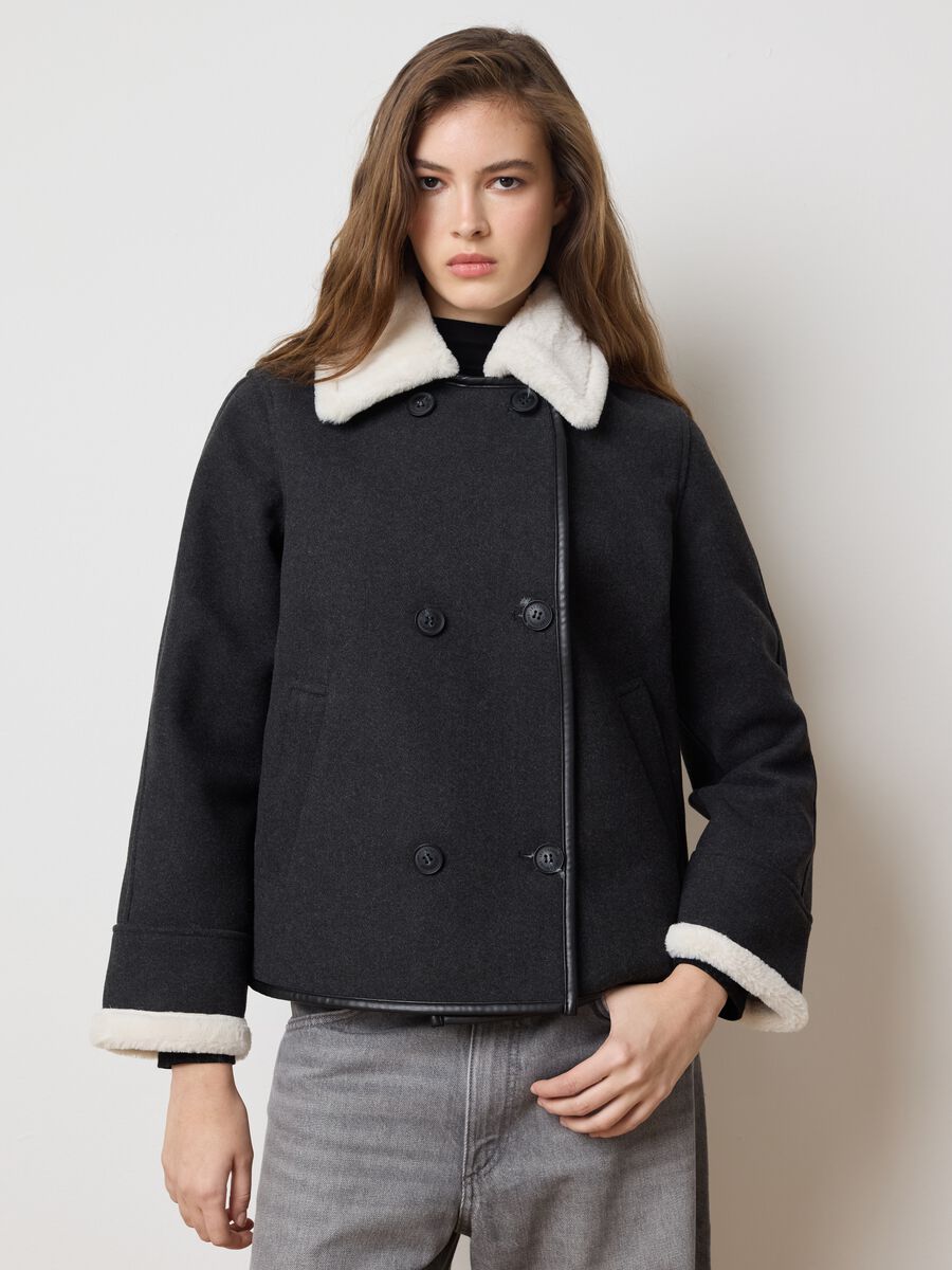 Black jacket with regular fit collar and buttons_1