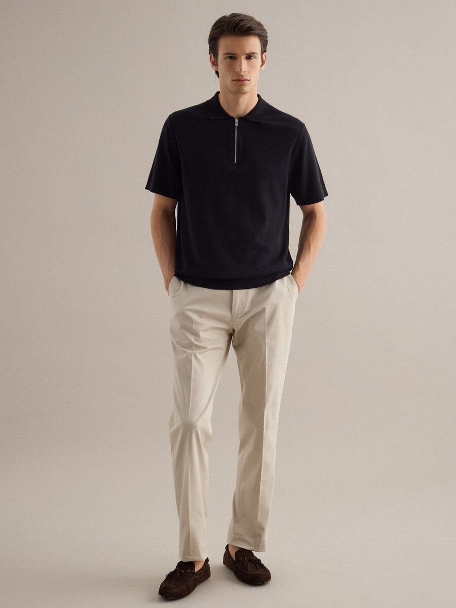 Short-sleeved pure cotton black polo regular fit with zip_1