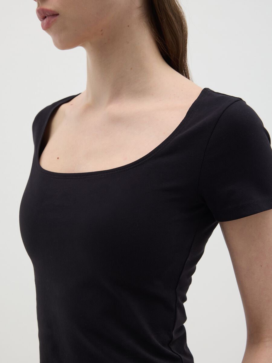 Women's’ black slim-fit T-shirt in stretch cotton_2