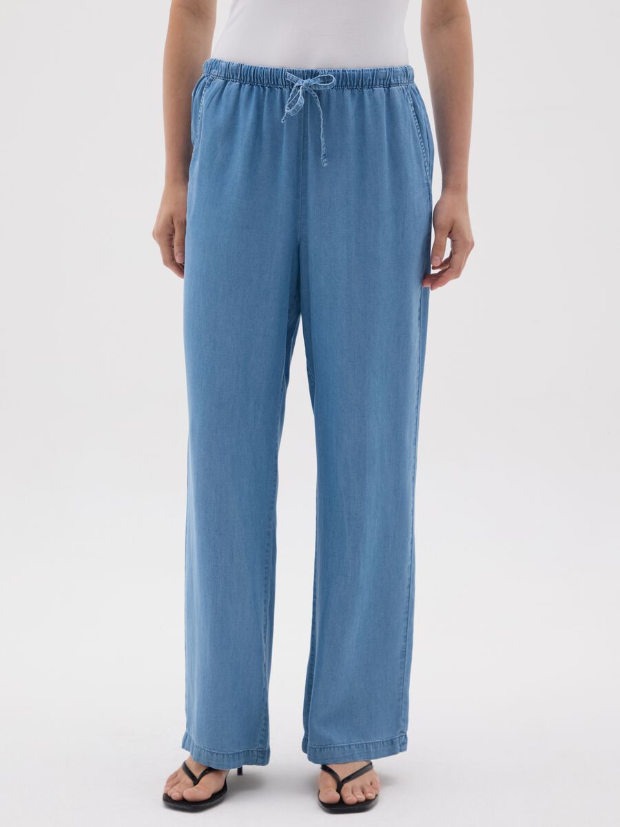 Pantaloni da donna in puro Lyocell azzurri larghi_1